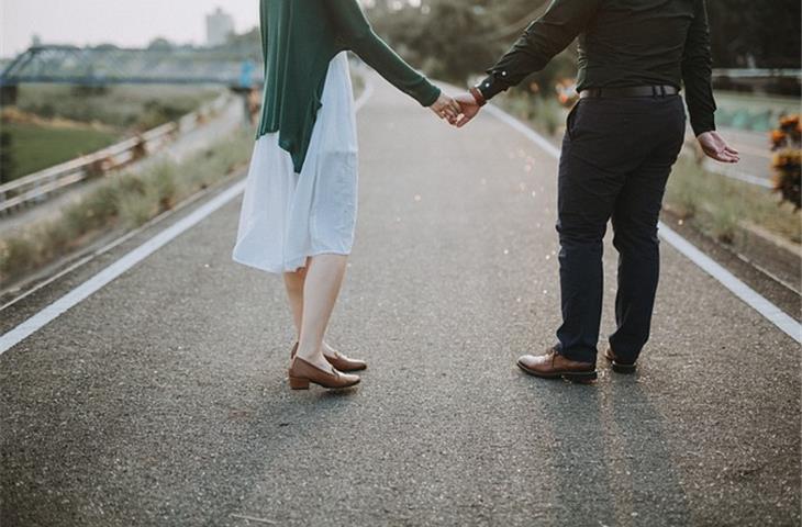 date just mens