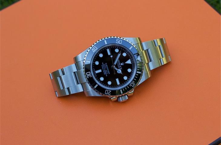 gold submariner rolex