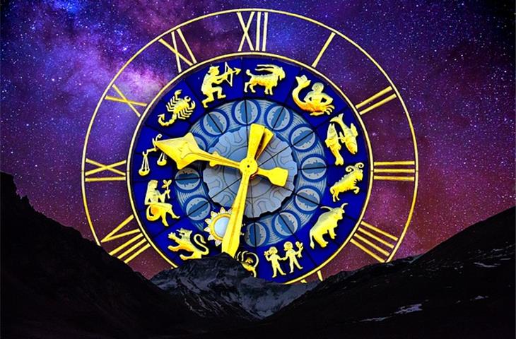 gold daytona meteorite dial